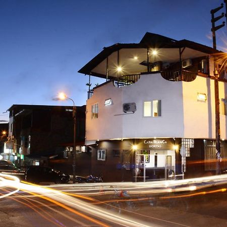 Hostal Casa Blanca Tarapoto Kültér fotó