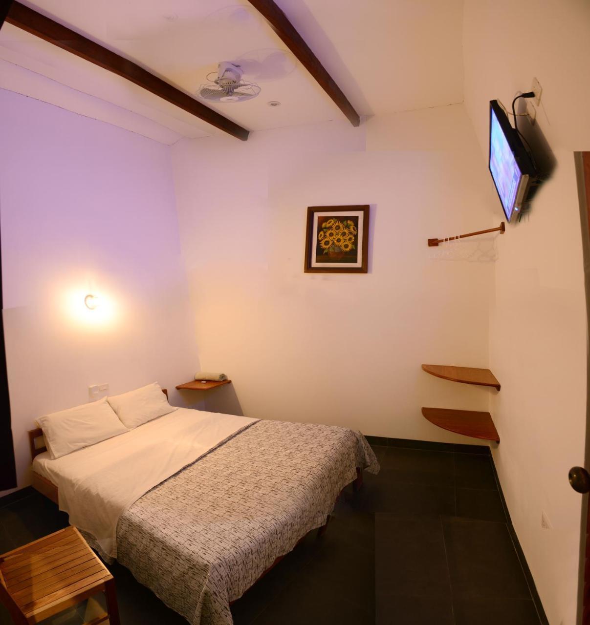 Hostal Casa Blanca Tarapoto Kültér fotó