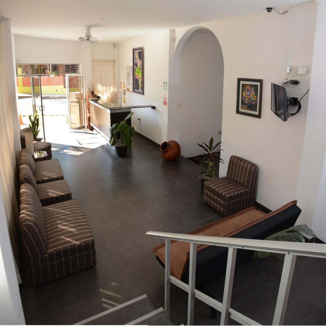 Hostal Casa Blanca Tarapoto Kültér fotó